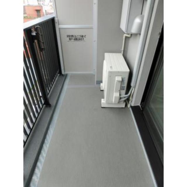 13/20 バルコニー