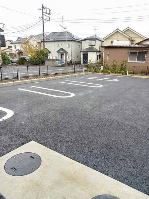 14/20 駐車場