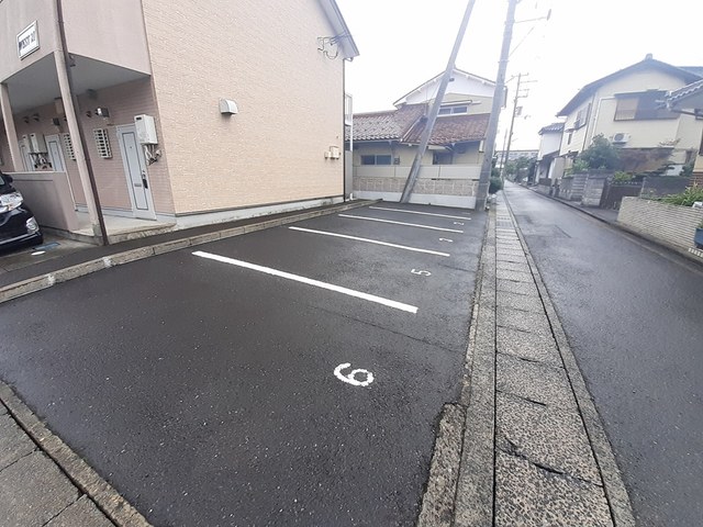 14/20 駐車場