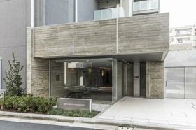 15/15 エントランス