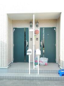 15/16 エントランス