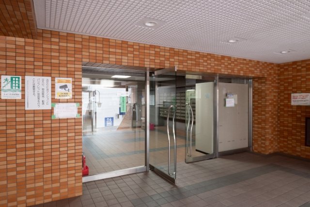 20/22 エントランス