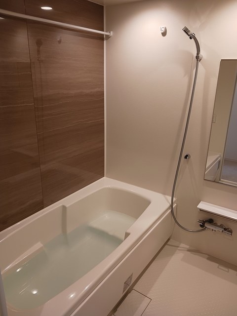 8/20 浴室