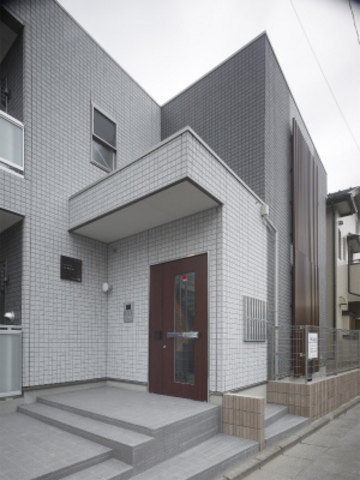 17/19 エントランス