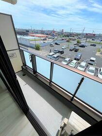 15/17 バルコニー