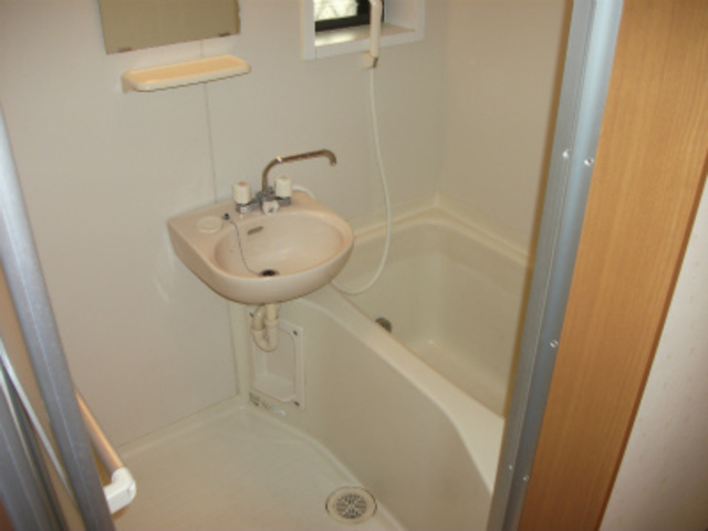 7/13 浴室
