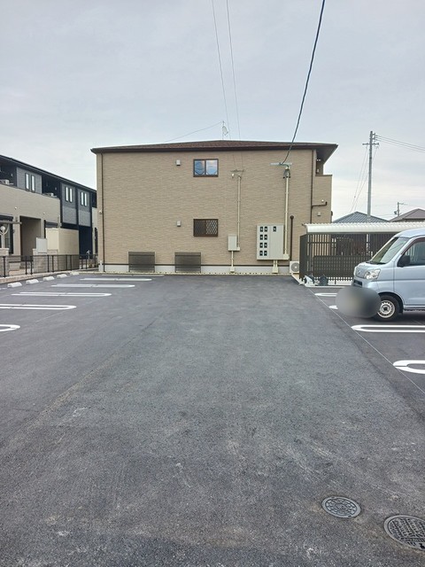 14/20 駐車場
