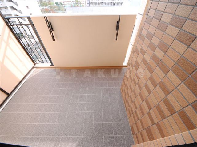 20/30 バルコニー
