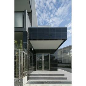 2/2 エントランス