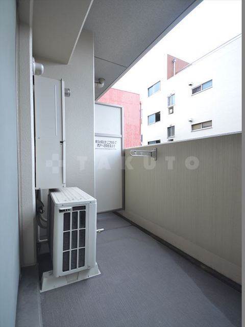 19/30 バルコニー