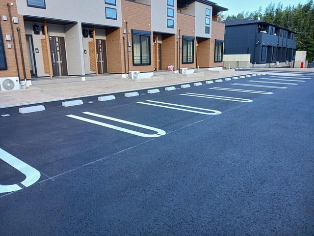 14/20 駐車場
