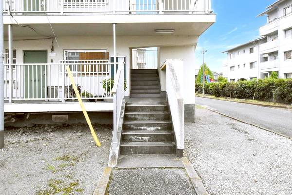 14/23 エントランス