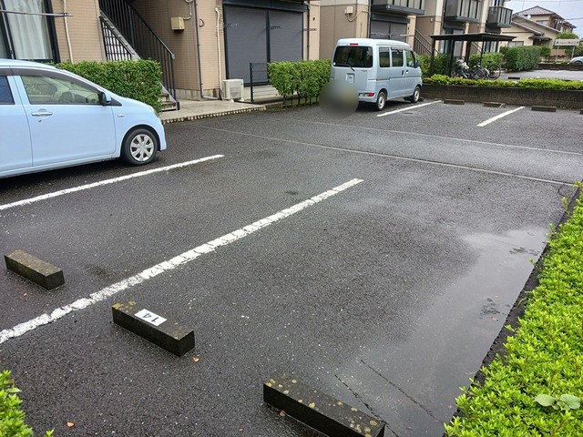 14/19 駐車場