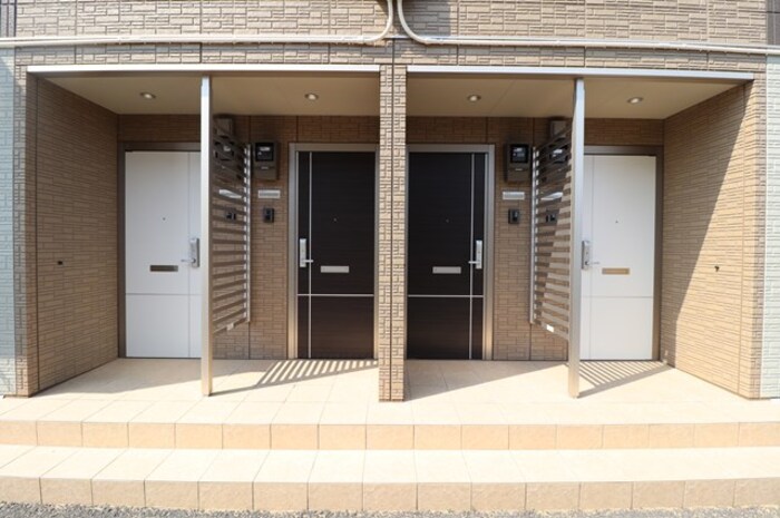 17/18 エントランス