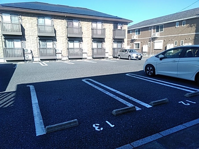 17/21 駐車場