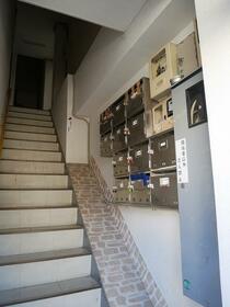 13/17 エントランス