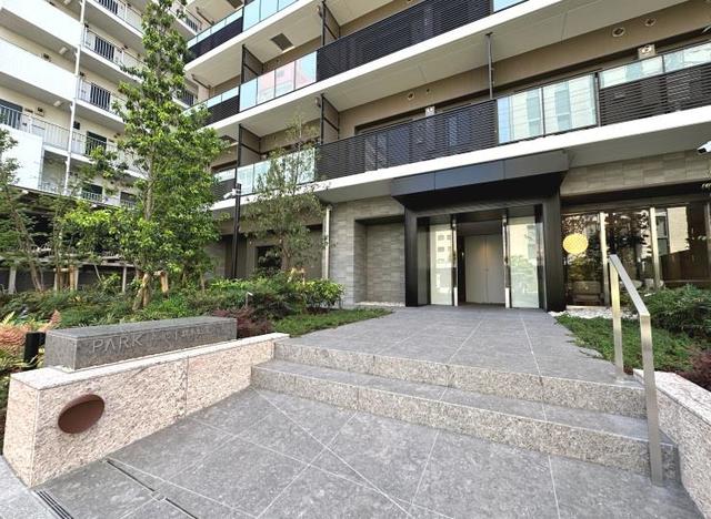 3/4 エントランス