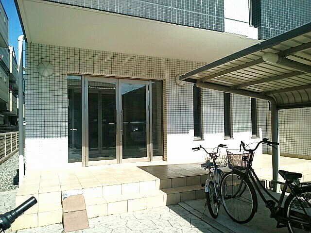 14/17 エントランス