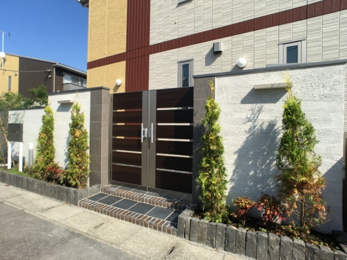 19/26 エントランス