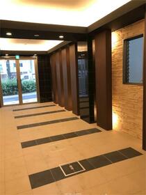 14/14 エントランス