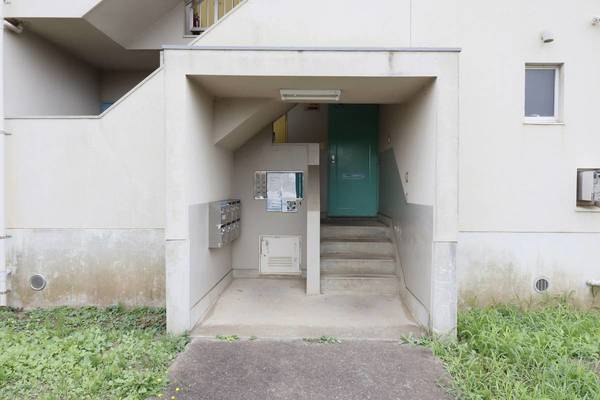 15/26 エントランス