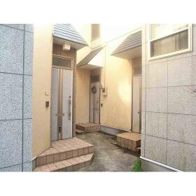 16/16 エントランス