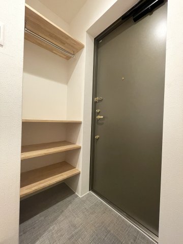 14/30 玄関