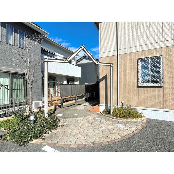 17/21 エントランス