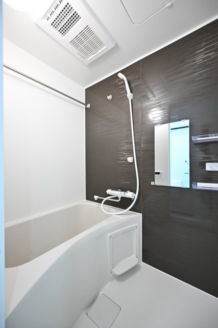 14/30 浴室