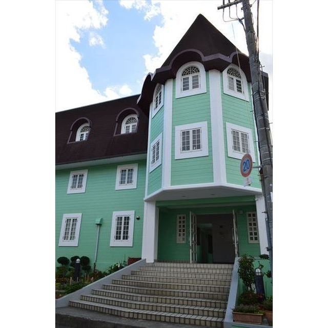 16/16 エントランス