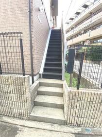 2/2 エントランス