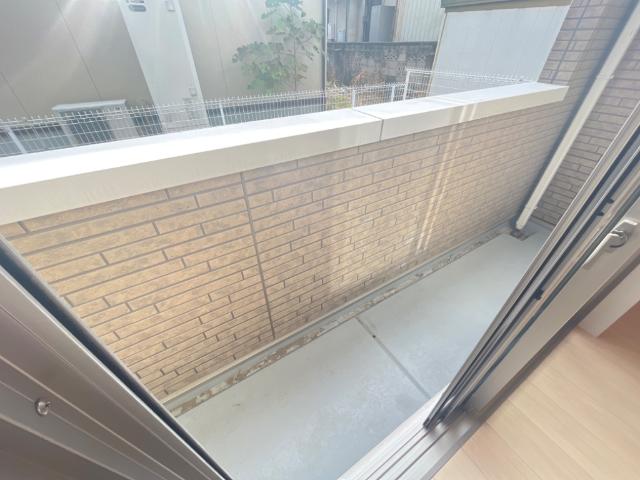 19/27 バルコニー