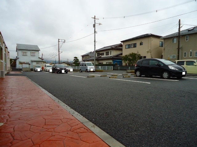 14/20 駐車場