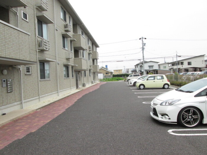 3/4 駐車場