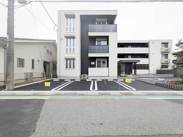 18/24 駐車場
