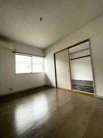 14/16 室内