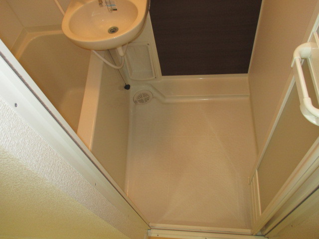 7/10 浴室