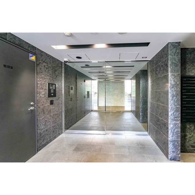 15/25 エントランス