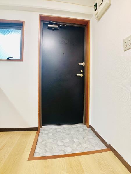 13/30 玄関