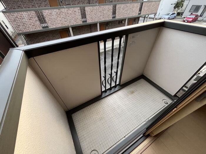 13/21 バルコニー