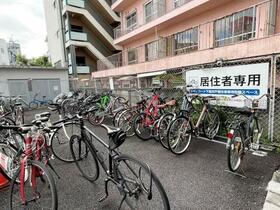 16/16 駐車場