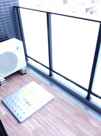 13/13 バルコニー