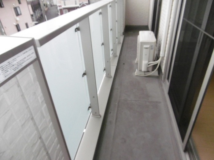 13/21 バルコニー