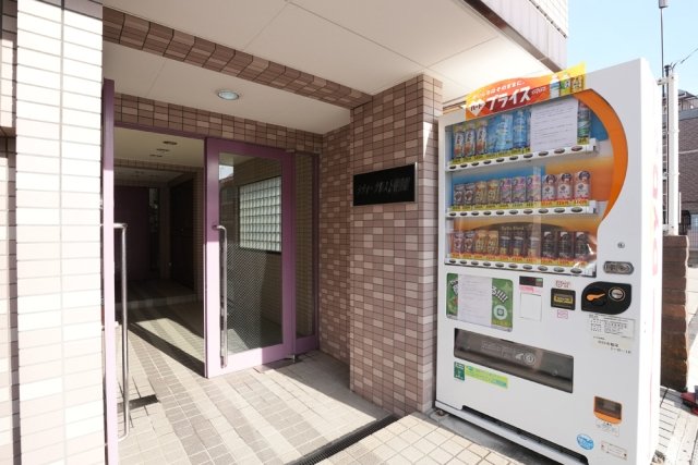 15/28 エントランス