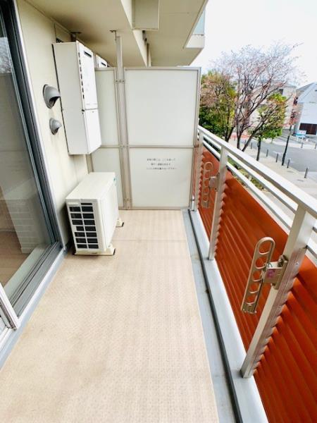 22/30 バルコニー