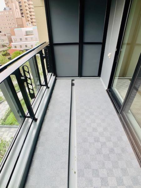 20/30 バルコニー