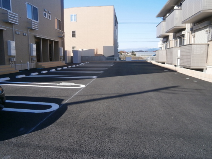20/27 駐車場