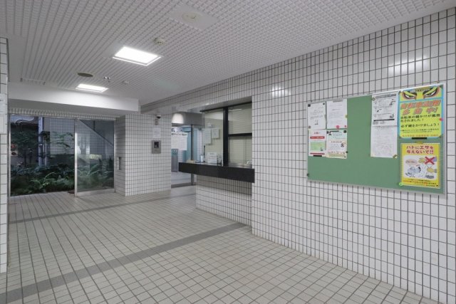 15/26 エントランス