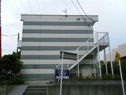 13/14 エントランス