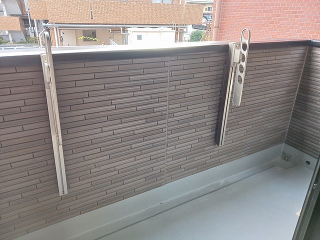 16/22 エントランス